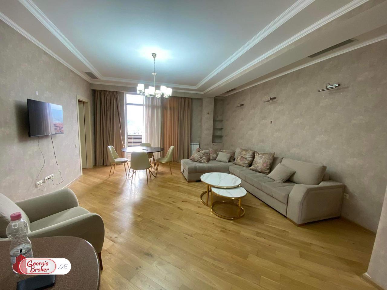 იყიდება ახალი გარემონტებული 2 ოთახიანი ბინა